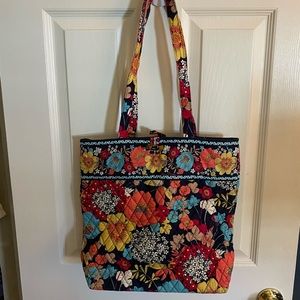 Vera Bradley Tote in Happy Snails